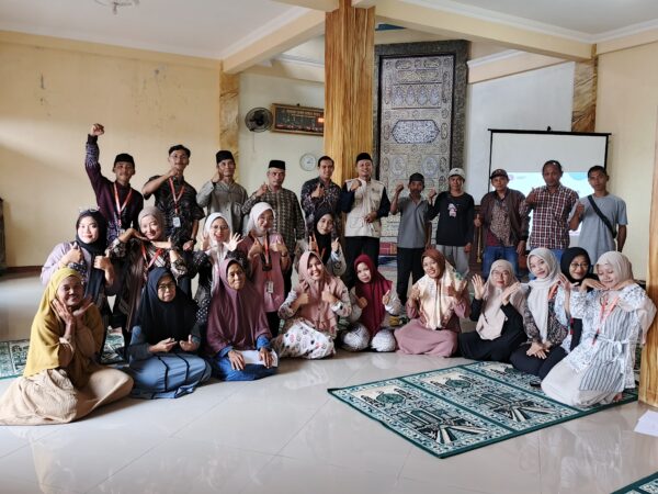 KKN Desa Ujungbarang Gelar Beragam Kegiatan: Dari Sosial, Pendidikan hingga Kesehatan Masyarakat