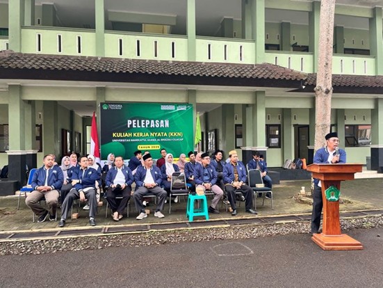 PELEPASAN MAHASISWA KKN UNUGHA DI DESA UJUNGBARANG, MAJENANG